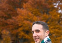 Entrevista com Vasilis Perivolaris
